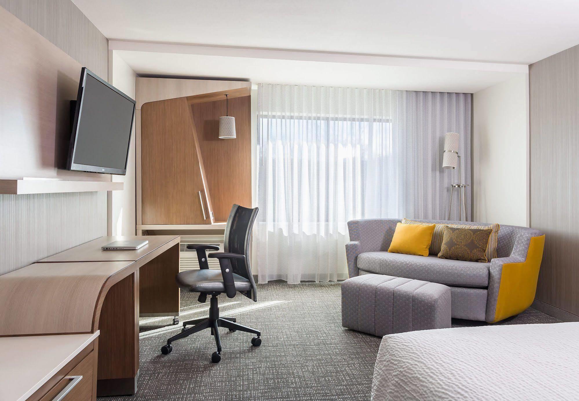 Courtyard By Marriott San Diego El Cajon Esterno foto